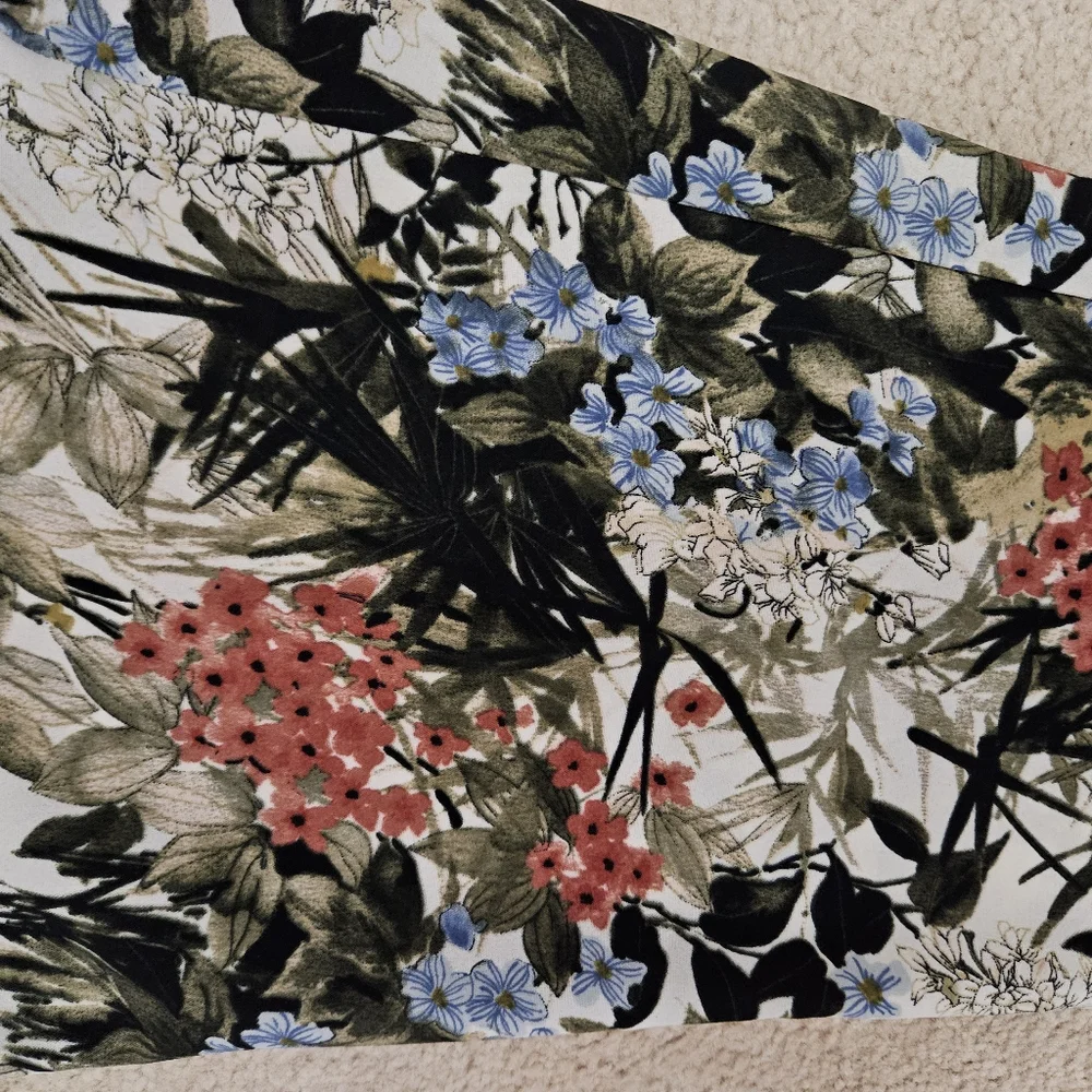 Pants - Picture 2 of 5